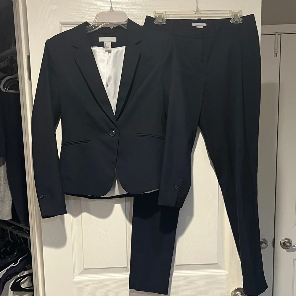 H&M Navy Blue Women’s Suit Set - Picture 1 of 2